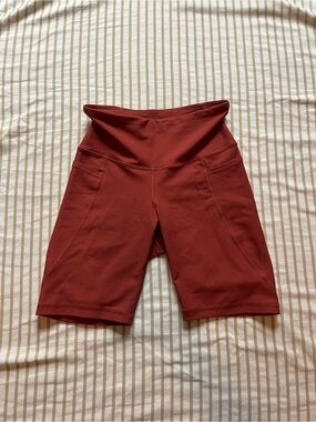 Old Navy High-Rise Bike Shorts in Deep Rust